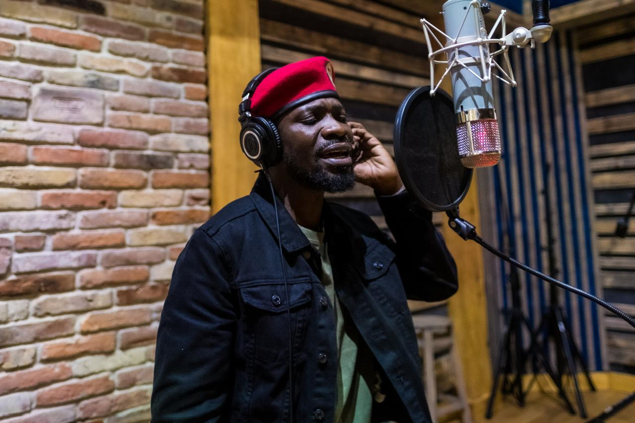 Bobi Wine on song